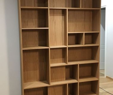 Βιβλιοθίκη απο MDF δρύς βαμμένη