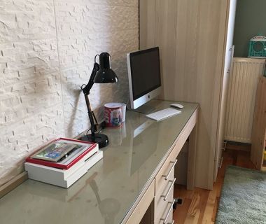 Γραφείο απο σουηδικό ξύλο βαμμένο